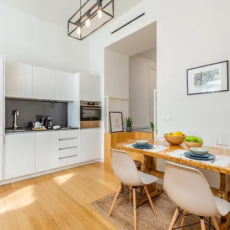 Welcome Aliados A Noble In Heart Porto