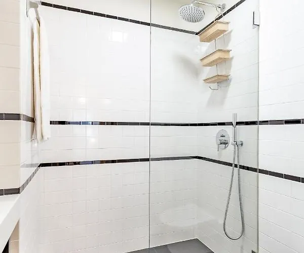 Welcome Aliados A Noble In Heart 아파트 *